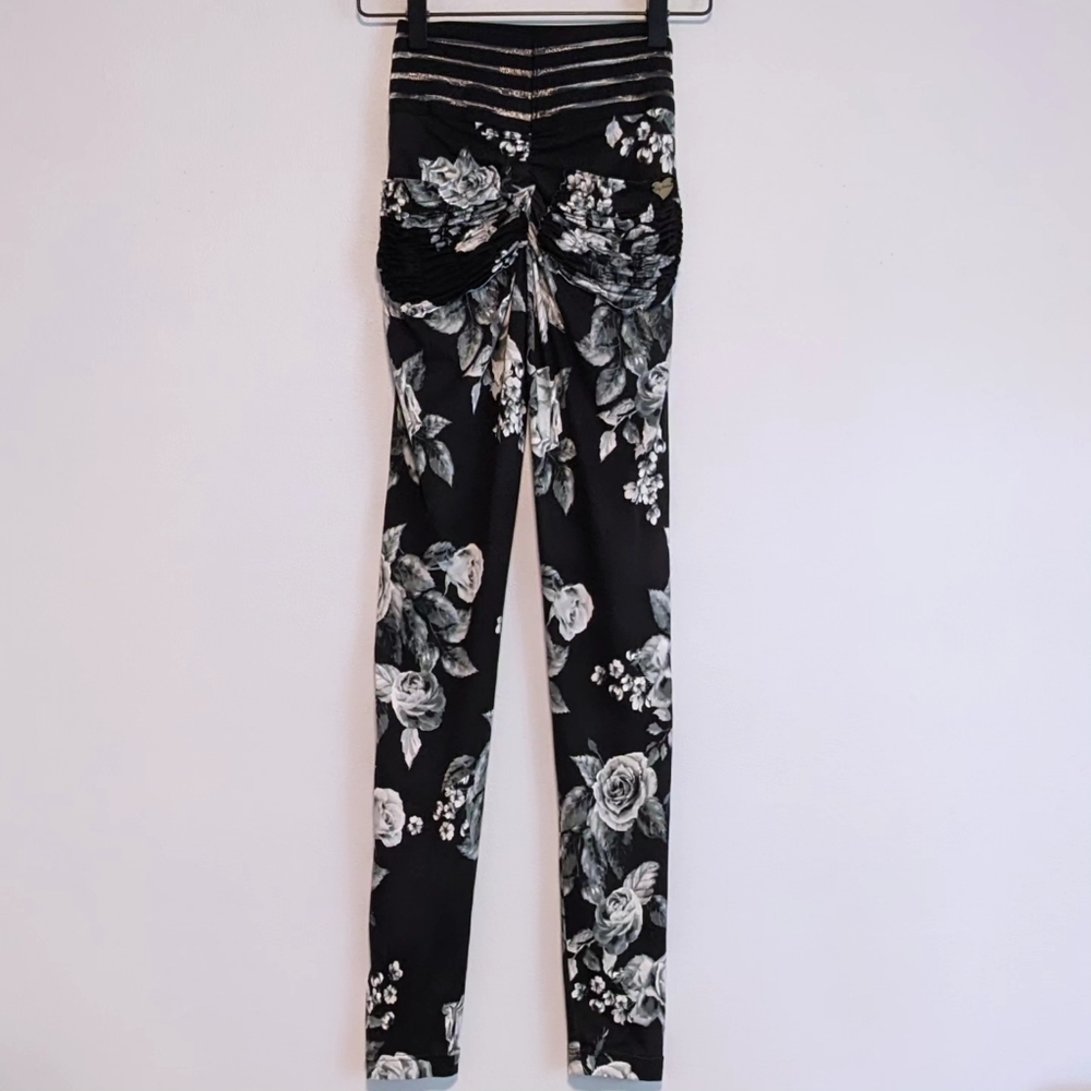 CUTE BOOTY LOUNGE Cute Booty Sport Leggings Black Rose Size Medium